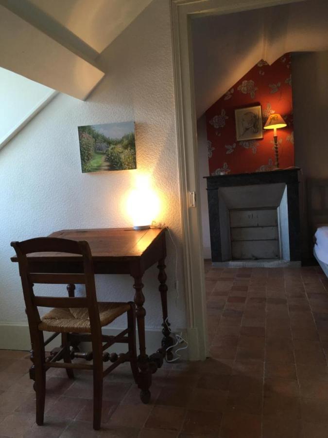 L' Huis-au-tilleul Quarre-les-Tombes